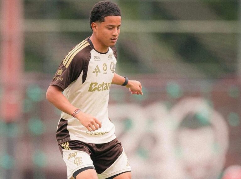 Flamengo Regulariza Anthony Valencia no BID