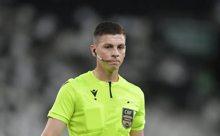 Lucas Casagrande apita jogo entre Remo e Flamengo neste domingo
