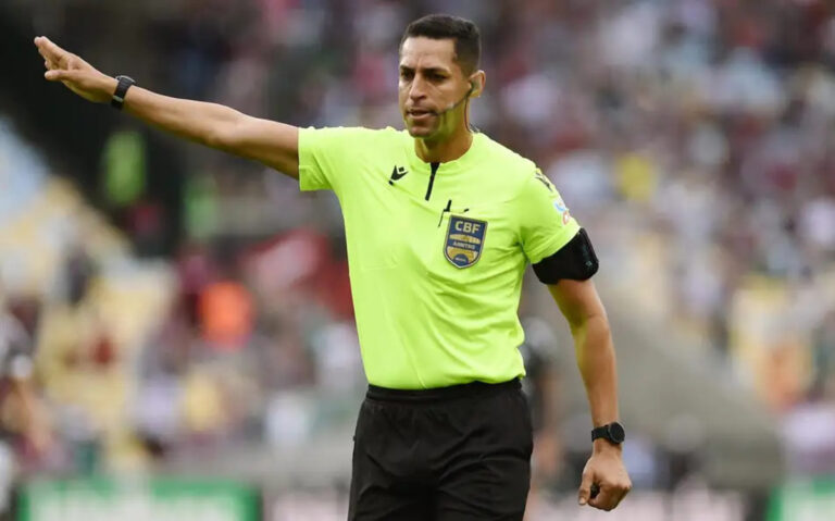 Arbitragem definida para o duelo entre Flamengo e Red Bull Bragantino no Brasileirão