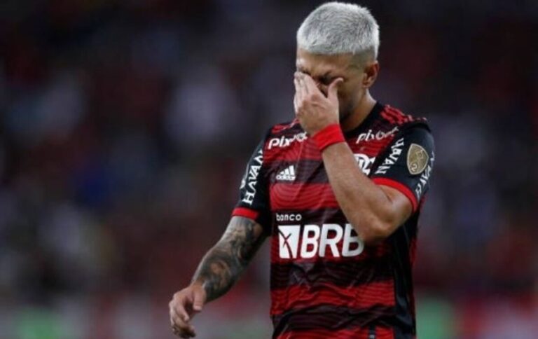 Flamengo inicia tratamento de Arrascaeta após confirmação de fratura