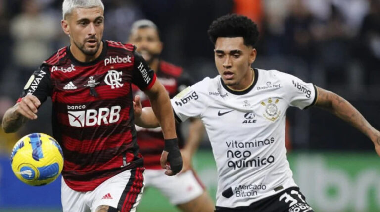 Flamengo mantém hegemonia sobre o Corinthians no Maracanã após quatro anos