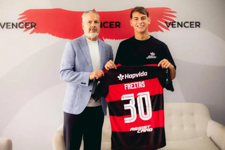 Flamengo confirma a contratação de Joaquín Freitas, jovem atacante argentino