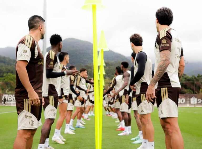 Flamengo retoma treinamentos em pausa pela Super Data Fifa