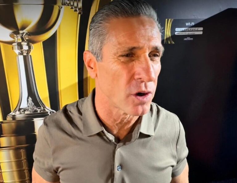 Jorginho elogia Pulgar e o classifica como um dos principais jogadores do Flamengo