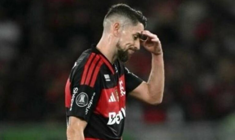 Jorginho é impedido de conceder entrevistas após expulsão na Libertadores