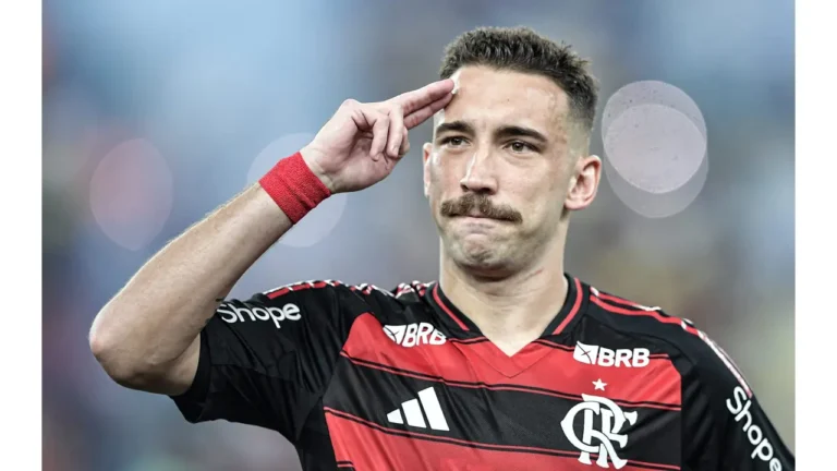 Jogador do Flamengo é alvo de golpe, mas polícia intervém a tempo