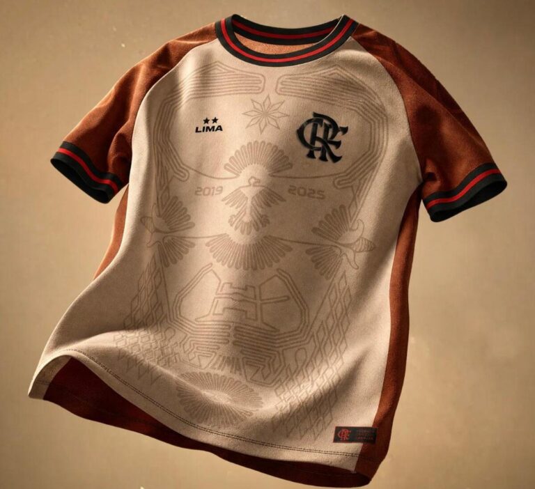 Flamengo lança nova camisa inspirada na torcida; saiba como adquirir