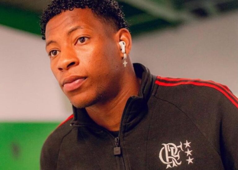 Flamengo planeja retorno de Gonzalo Plata após negociação frustrada
