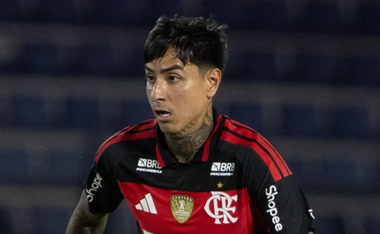 Erick Pulgar se pronuncia sobre rumores de desentendimento com a comissão técnica chilena
