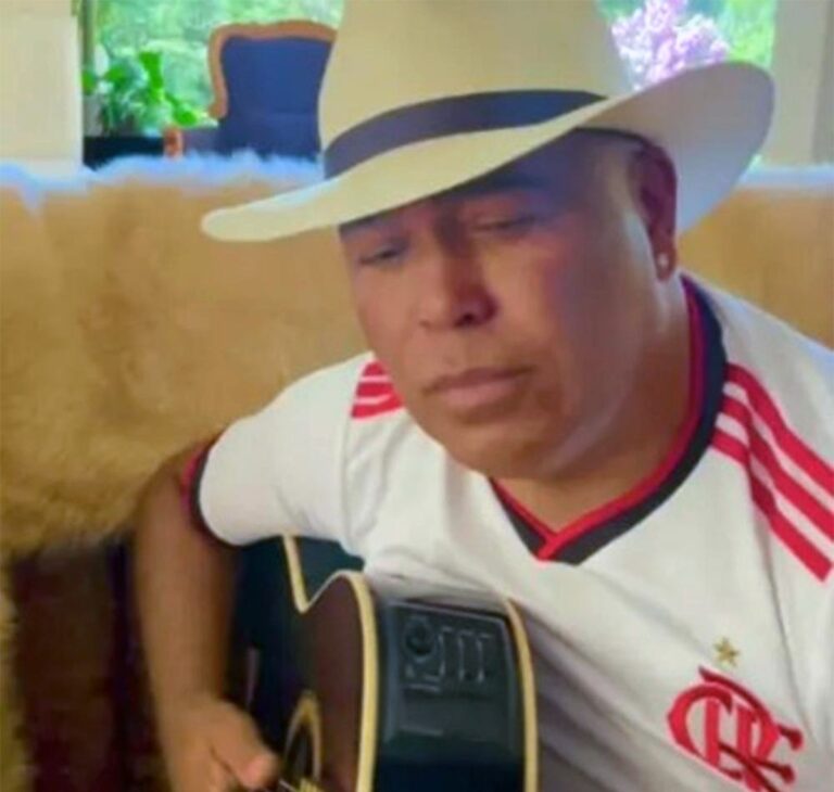 Flamengo presta homenagem ao cantor Rick após trágica morte em acidente aéreo