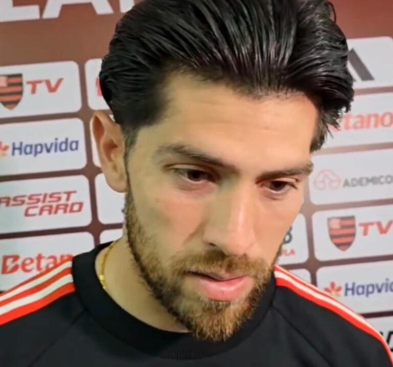 Rossi comenta sobre cidadania brasileira e pede paciência para novo reforço do Flamengo