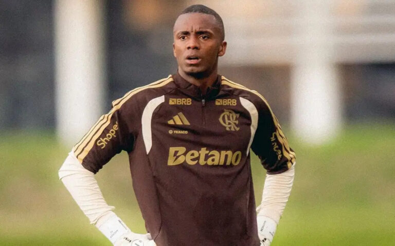 Futuro de Andrew no Flamengo é analisado pelo clube