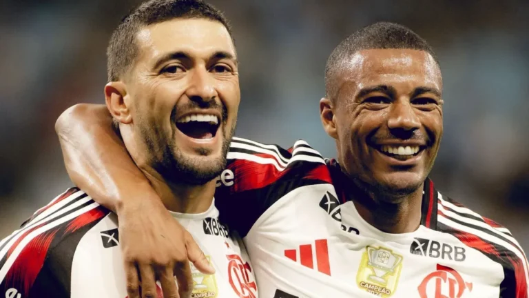 Candidato à presidência do Peñarol planeja contratações de estrelas do Flamengo e Boca Juniors