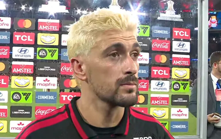 Arrascaeta Reflete Sobre Eliminação do Flamengo na Libertadores e Enfatiza Necessidade de Foco