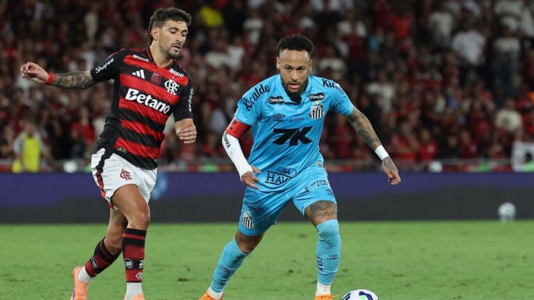 Neymar é relacionado para jogo contra Flamengo após declaração de apoio ao clube