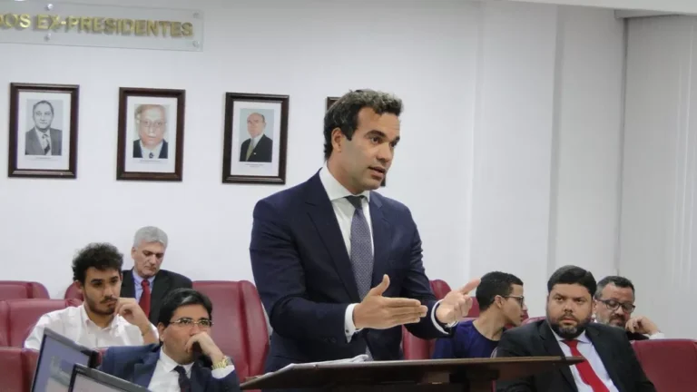 Especialista aponta irregularidade na escalação de Rojo pelo Estudiantes