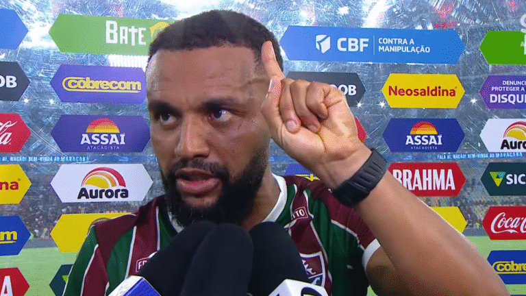 Samuel Xavier critica arbitragem após derrota do Fluminense para o Flamengo