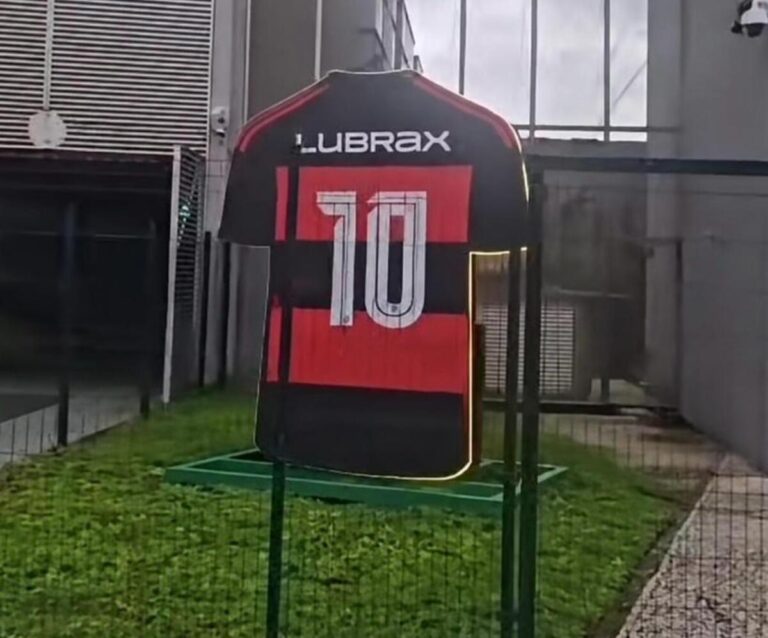 Flamengo e Lubrax firmam nova parceria com presença no uniforme