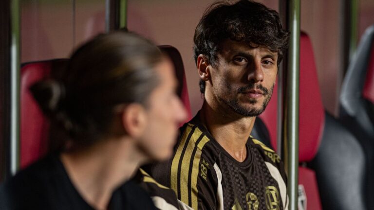 Rodrigo Caio fala sobre sua experiência no Flamengo e futuro no futebol