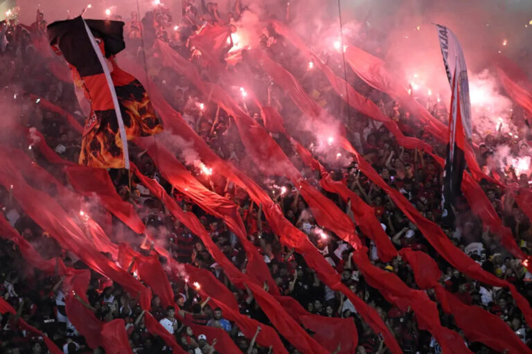 Flamengo busca vantagem em casa para alcançar a final da Libertadores